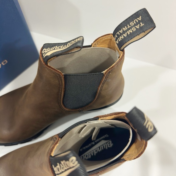 Blundstone 1673 Antique Brown Leather Chelsea Ankle Women’s Boots - Picture 7 of 9